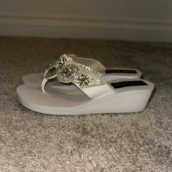 Olivia Miller Silver and White Embellished Sandals - Picture 3 of 5
